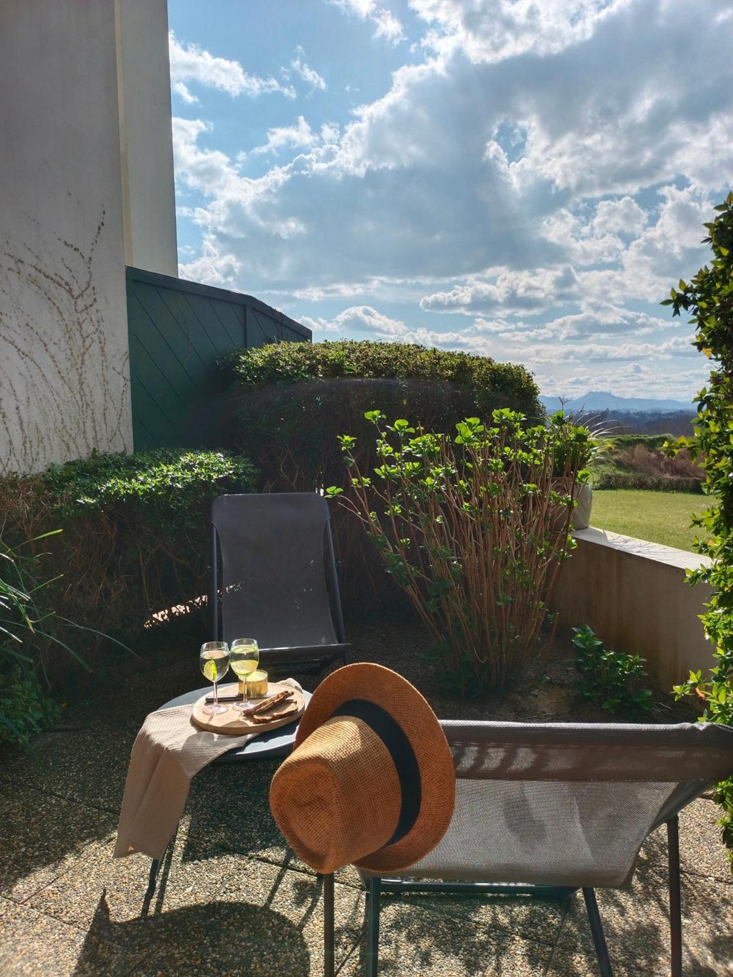 T1 Bis Avec Piscine Vue Golf Et Montagnes Διαμέρισμα Arcangues Εξωτερικό φωτογραφία