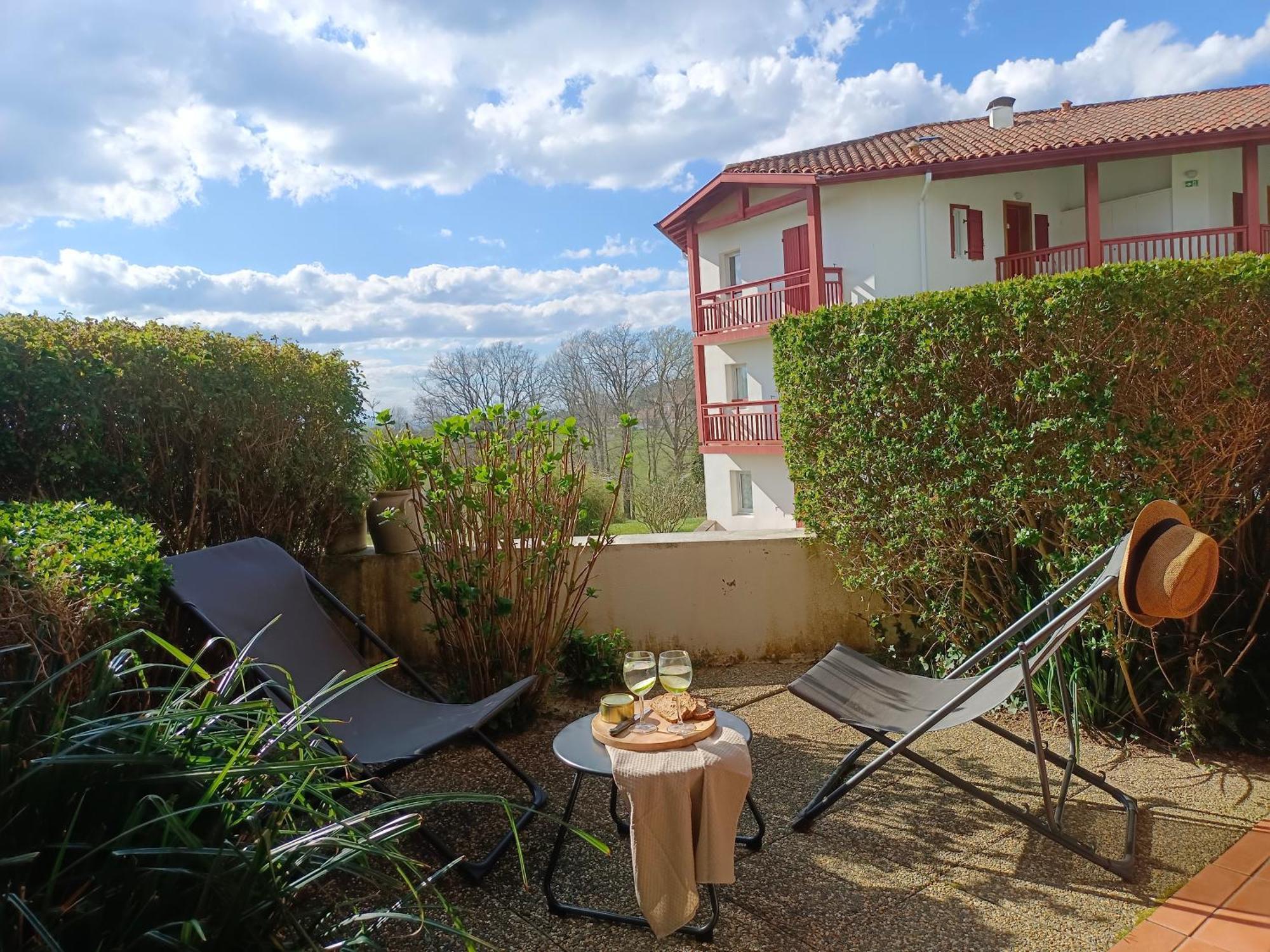 T1 Bis Avec Piscine Vue Golf Et Montagnes Διαμέρισμα Arcangues Εξωτερικό φωτογραφία